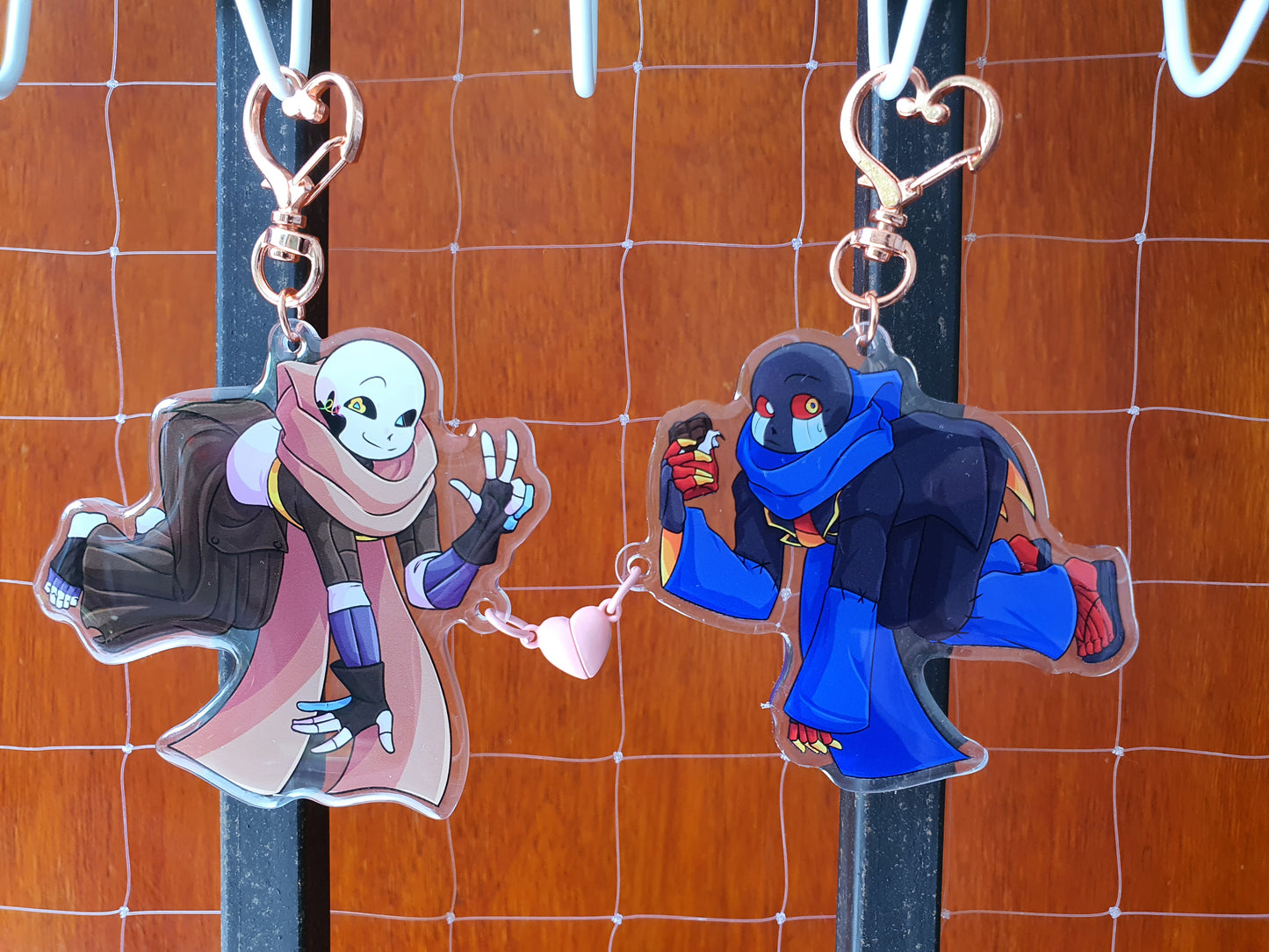 UNDERTALE AU - Errorink magnetic hearts keychain